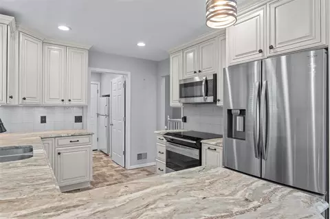 7255 Green Mdw, Canton, MI 48187 photo 7