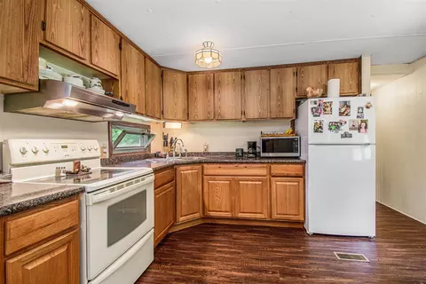Kitchen - 356 W Temple Dr, Harrison, MI 48625 photo 2 of 2