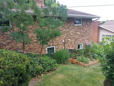 Exterior - 1434 Ottawa, Niles, MI 49120 photo 26 of 35