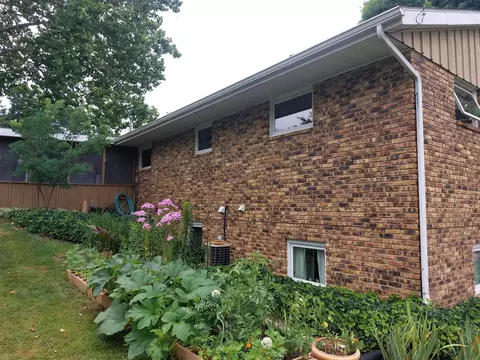Exterior - 1434 Ottawa, Niles, MI 49120 photo 28 of 35