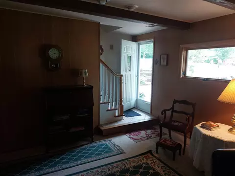 Entry Way - 1434 Ottawa, Niles, MI 49120 photo 3 of 4