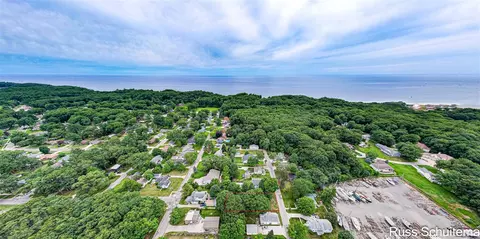 2108 Sampson, Muskegon, MI 49441