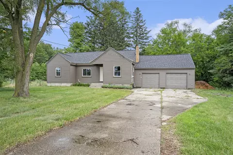 1252 Ellis, Norton Shores, MI 49441