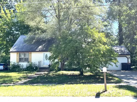 4674 Grantwood, Grand Rapids, MI 49508