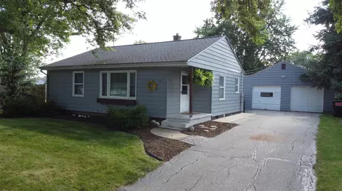 525 Faircrest, Grand Rapids, MI 49534