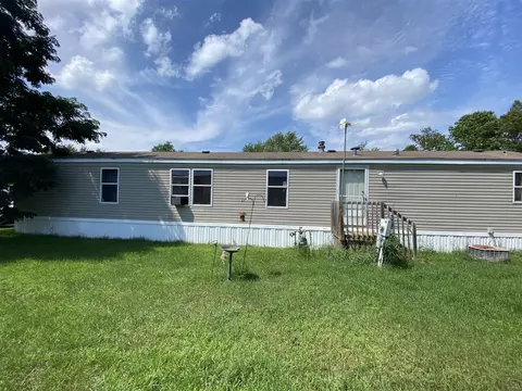 614 S Catfish, Newaygo, MI 49337