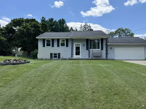 1661 Duguid, Jackson, MI 49203