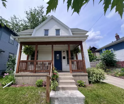 71 Diamond, Grand Rapids, MI 49503