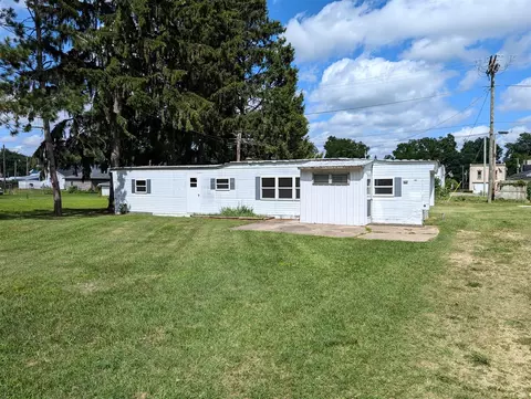111 Cottage, Gobles, MI 49055