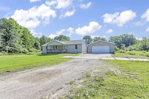8241 Mount Hope, Grass Lake, MI 49240