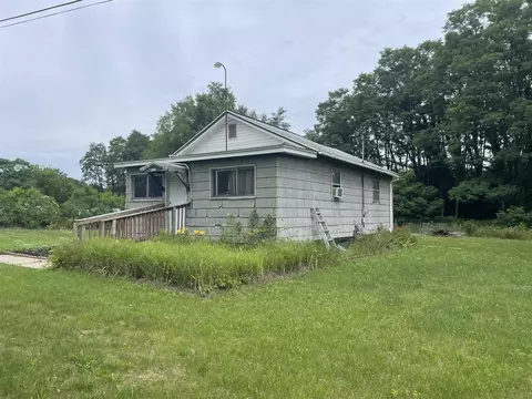 12955 Old 14 Mile, Greenville, MI 48838