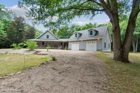 2475 140th, Dorr, MI 49323 photo 3