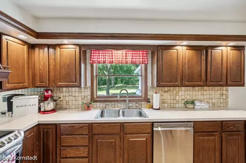 2475 140th, Dorr, MI 49323 photo 19