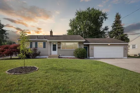 2510 Eden, Wyoming, MI 49519
