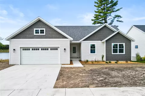 7303 Atwater, Norton Shores, MI 49456