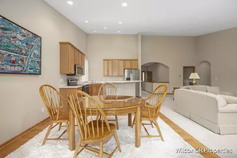 Dining - 1274 Dogwood Mdws, Ada, MI 49301 photo 2 of 2