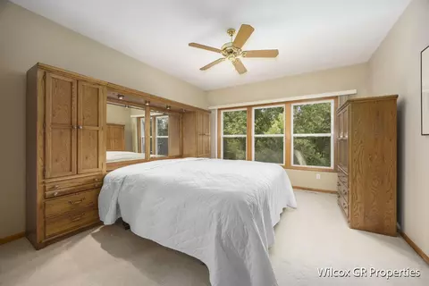 Bedroom - 1274 Dogwood Mdws, Ada, MI 49301 photo 1 of 4