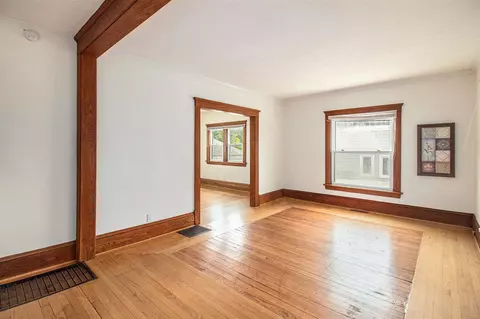 107 Edgewood, Jackson, MI 49201 photo 3