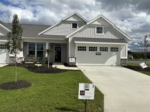 3728 Leenheer #7, Grandville, MI 49418
