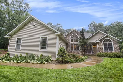 8971 Flowerwood, Battle Creek, MI 49014