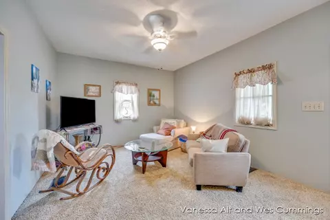 722 Morton, Belding, MI 48809 photo 4