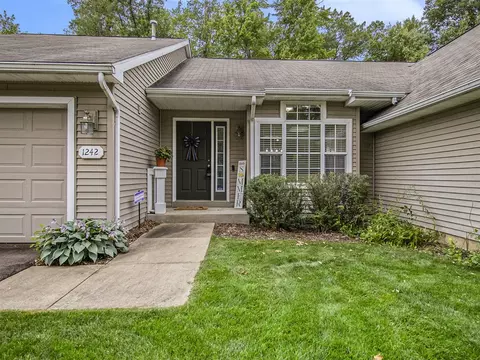 1242 Harrier, Kalamazoo, MI 49009