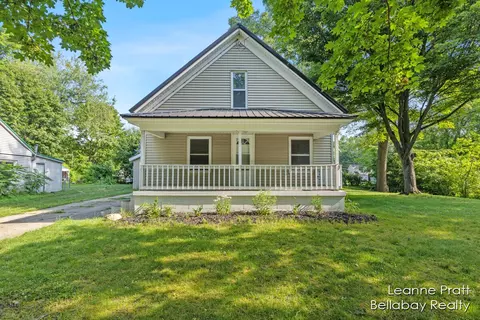 101 W Colfax, Hastings, MI 49058