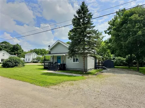 530 State, Vicksburg, MI 49097