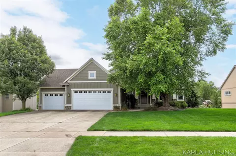 3136 Park S, Jenison, MI 49428