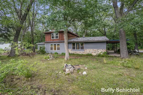 5814 E Apple, Muskegon, MI 49442