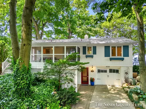 4335 Lakes Edge, Holland, MI 49424