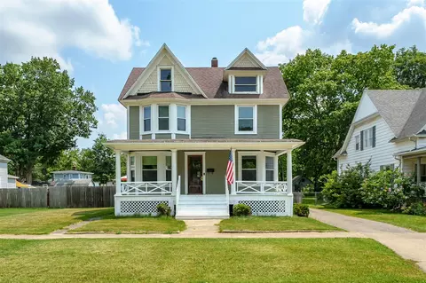 615 N Main, Three Rivers, MI 49093
