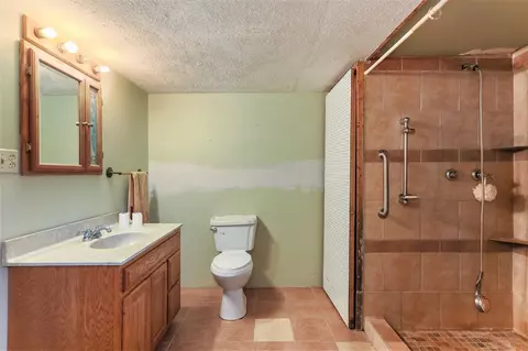 Bath - 4605 W Sidney, Sidney, MI 48885 photo 1 of 1