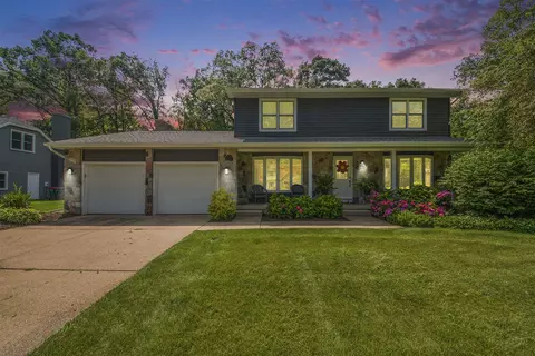 7628 Woodvale, Grand Rapids, MI 49546