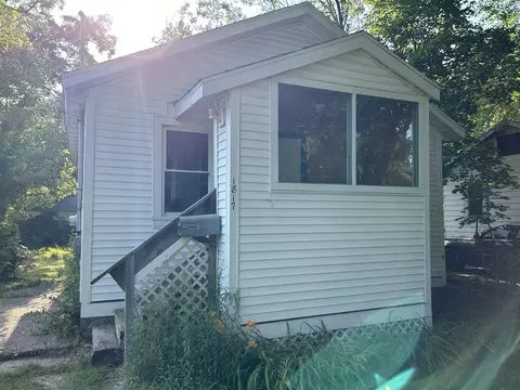 1817 N Rose, Kalamazoo, MI 49007
