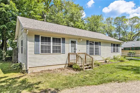133 West, Plainwell, MI 49080 photo 3