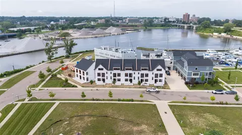 990 Harbor, Saint Joseph, MI 49085