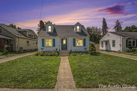 52 Honeoye, Grand Rapids, MI 49548