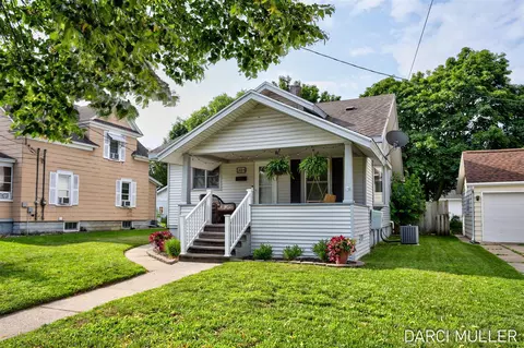 3884 30th, Grandville, MI 49418