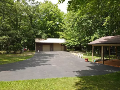 Exterior - 7227 Greenwood Rd, Gladwin, MI 48624 photo 8 of 21
