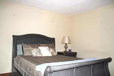 Bedroom - 7227 Greenwood Rd, Gladwin, MI 48624 photo 1 of 4