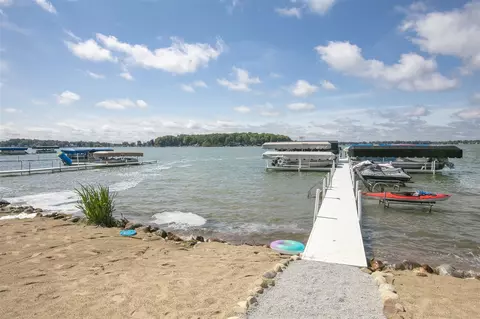6 Catamaran, Cassopolis, MI 49031 photo 8