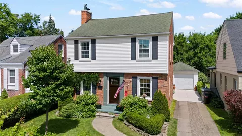 210 Devonshire, Dearborn, MI 48124 photo 1