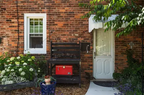 210 Devonshire, Dearborn, MI 48124 photo 25