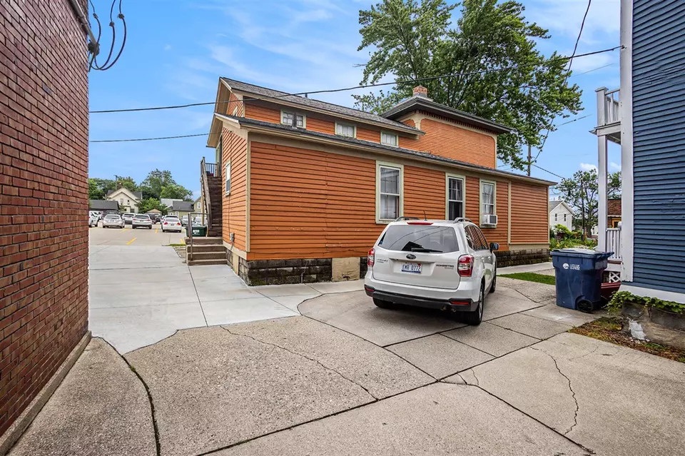 Exterior - 211 Union, Grand Rapids, MI 49503 photo 10 of 12