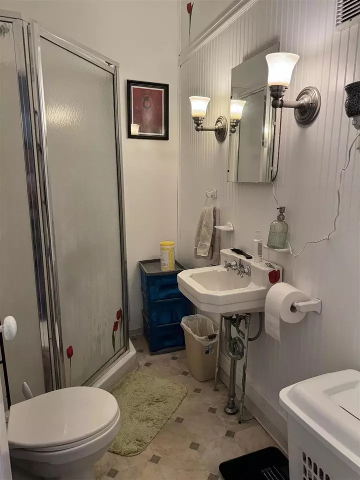 Bath - 211 Union, Grand Rapids, MI 49503 photo 2 of 3