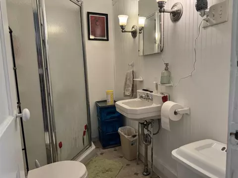 Bath - 211 Union, Grand Rapids, MI 49503 photo 1 of 3