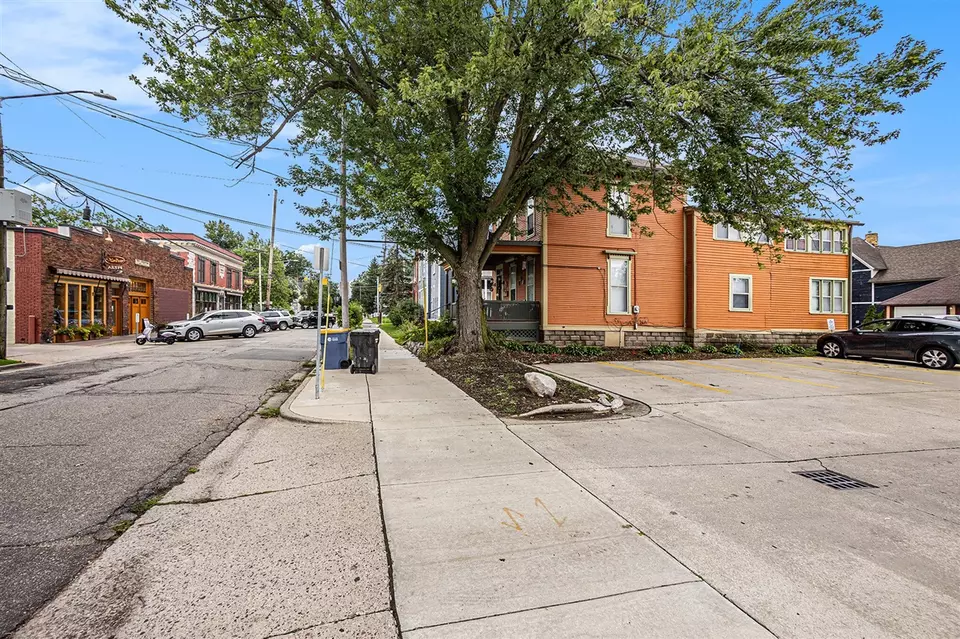 Exterior - 211 Union, Grand Rapids, MI 49503 photo 11 of 12
