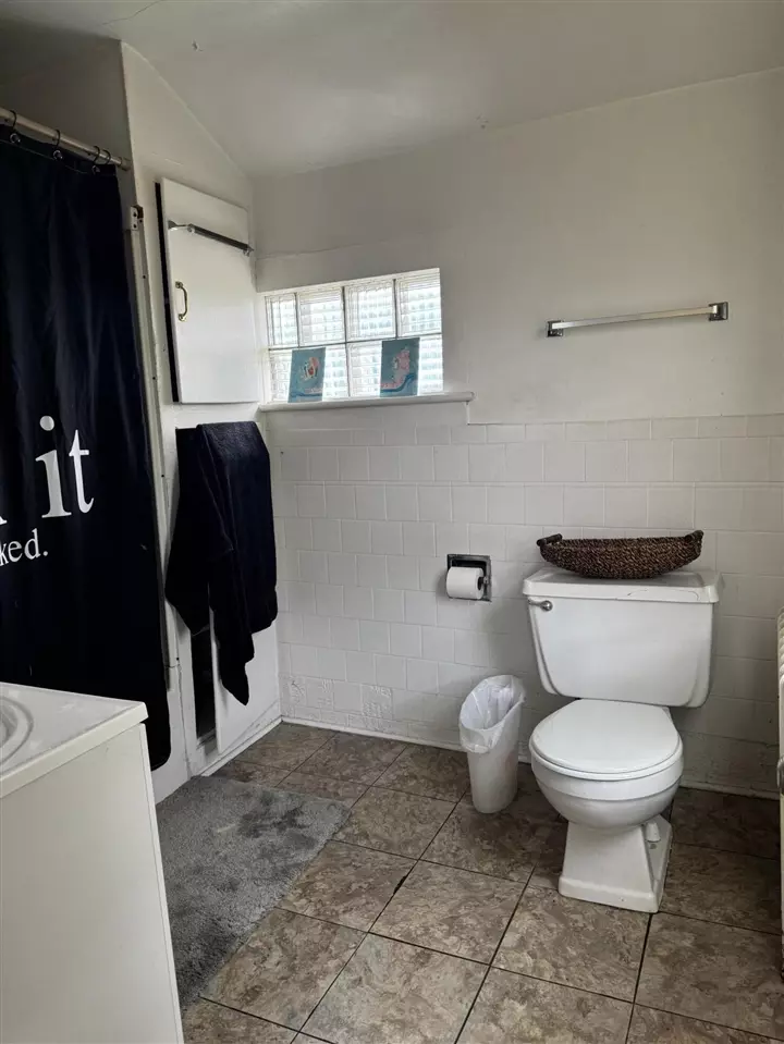 Bath - 211 Union, Grand Rapids, MI 49503 photo 3 of 3