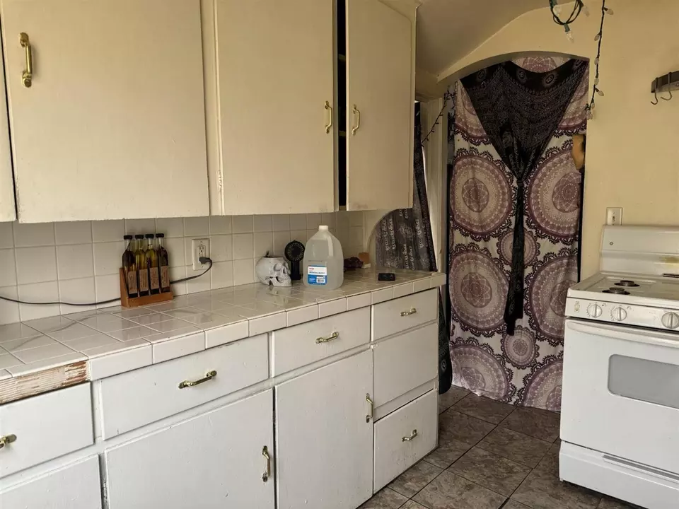 Kitchen - 211 Union, Grand Rapids, MI 49503 photo 3 of 3
